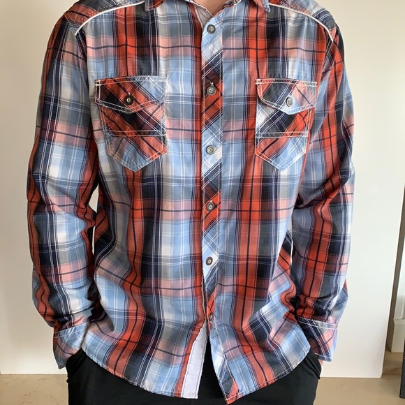 Men’s Country Inspired Plaid Button-Down Shirt - Picture 10 of 10